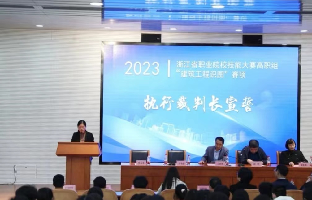 双腿中间被吸到发软的感觉