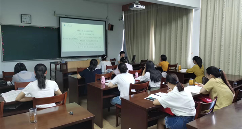 双腿中间被吸到发软的感觉