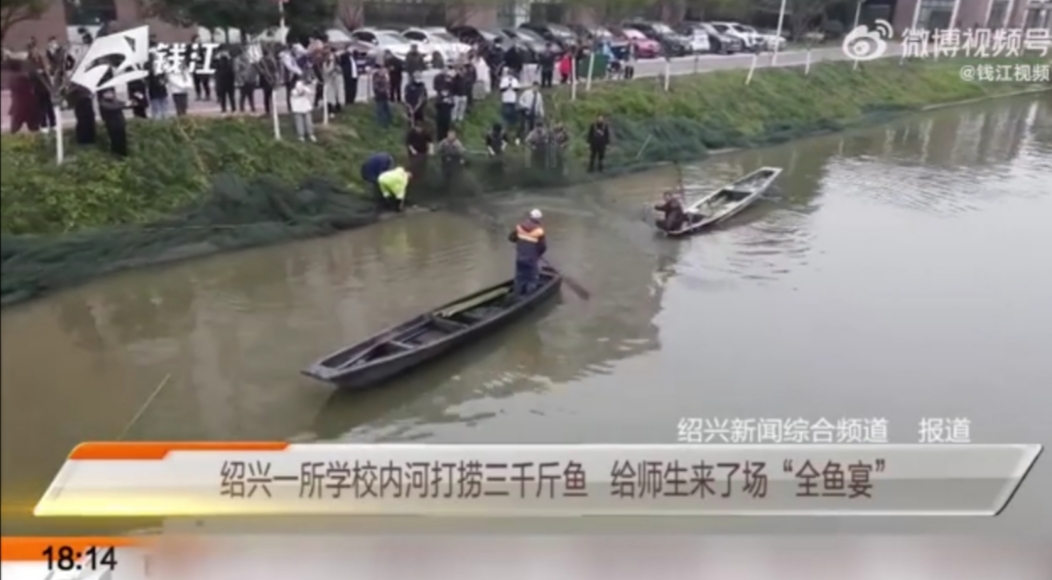 双腿中间被吸到发软的感觉