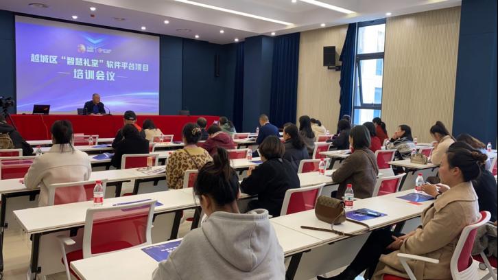 双腿中间被吸到发软的感觉
